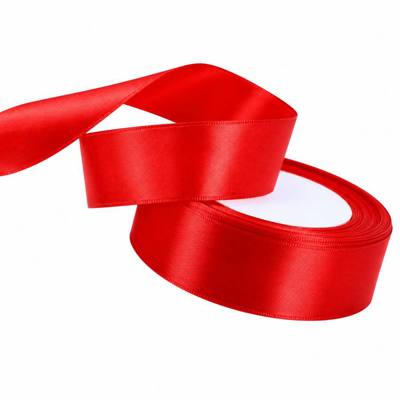Wstążka czerwona 2,5 cm 32 m